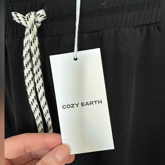 Cozy Earth Studio Jogger Size M - Picture 6 of 6